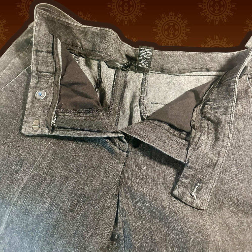 Sandro Sportswear Vintage Gray Wash Side Buckled Jeans with Center Pleats Sz 12 - Picture 3 of 13